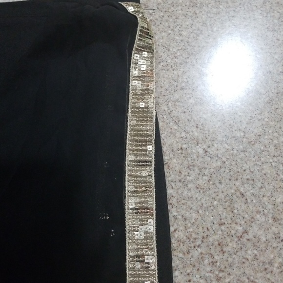 Little black dress - Picture 2 of 4